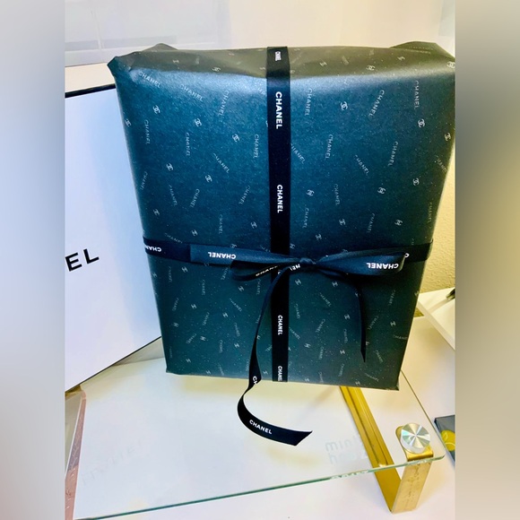 CHANEL Authentic WRAPPING PAPER VINTAGE - Picture 3 of 8